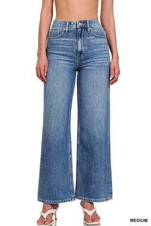 STRAIGHT HIGH WAIST JEANS - MEDUIM WASH